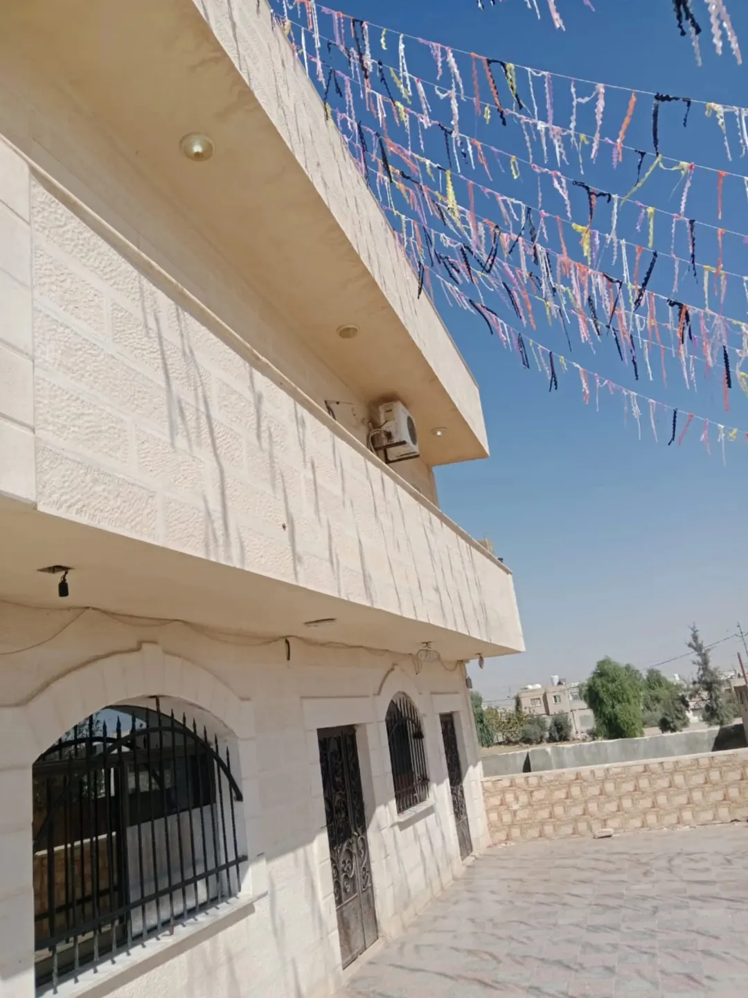 عمارة فاخرة للبيع في قلب سحاب