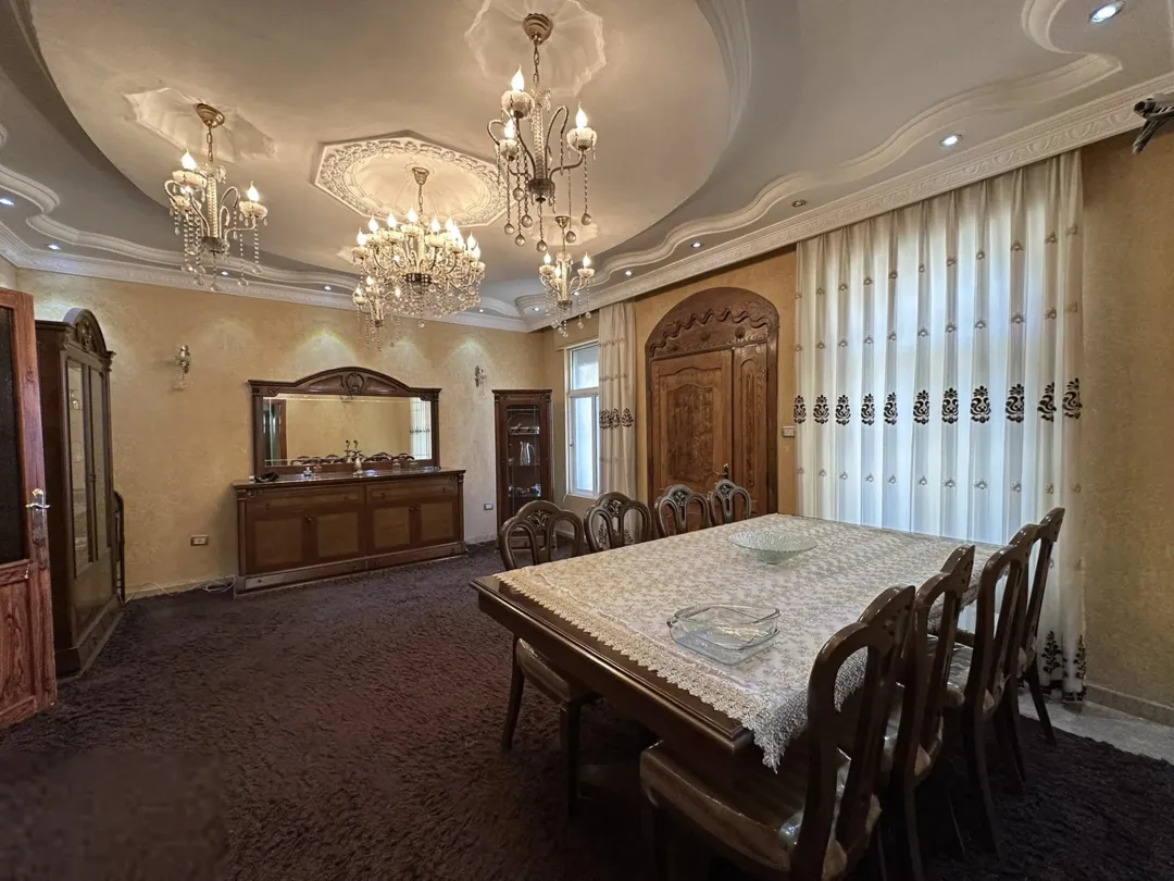 بيت مستقل للبيع في ماركا الجنوبية – منطقة نادي السباق