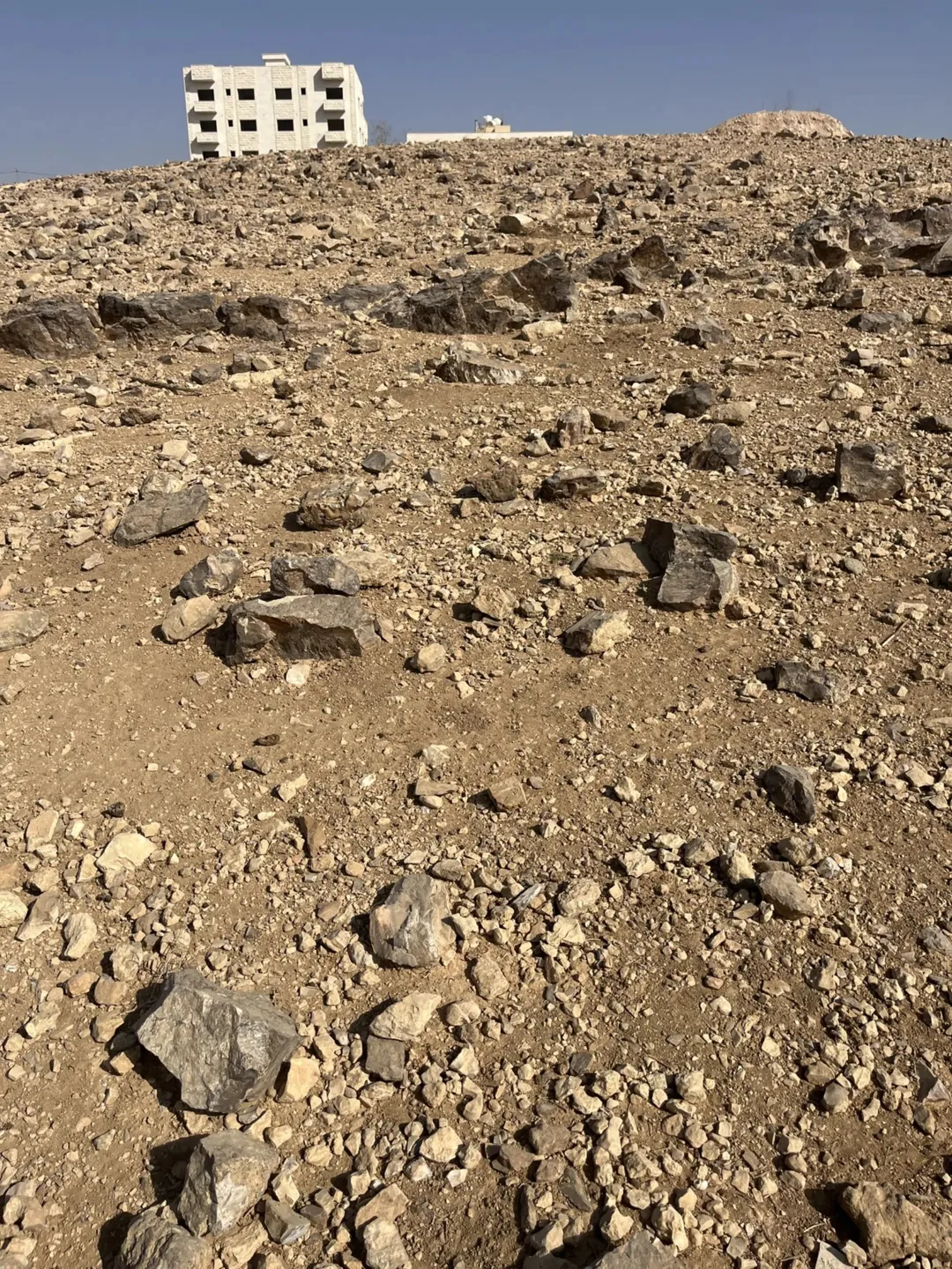 أرض للبيع في طبربور – عين رباط