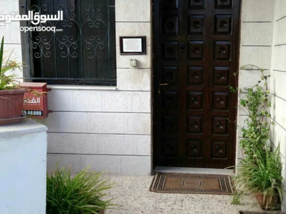 شقة مفروشة للإيجار في الياسمين غرب عمان