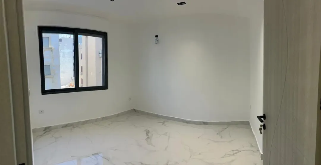 شقق جديدة للبيع – فرصة مميزة للسكن أو الاستثمار مباشرة.