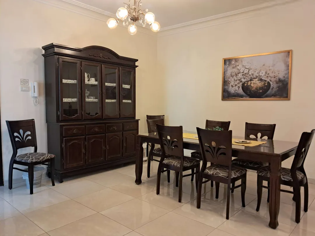 شقة فاخرة مفروشة في قلب الشميساني للايجار – عمان الاردن | ID 619038