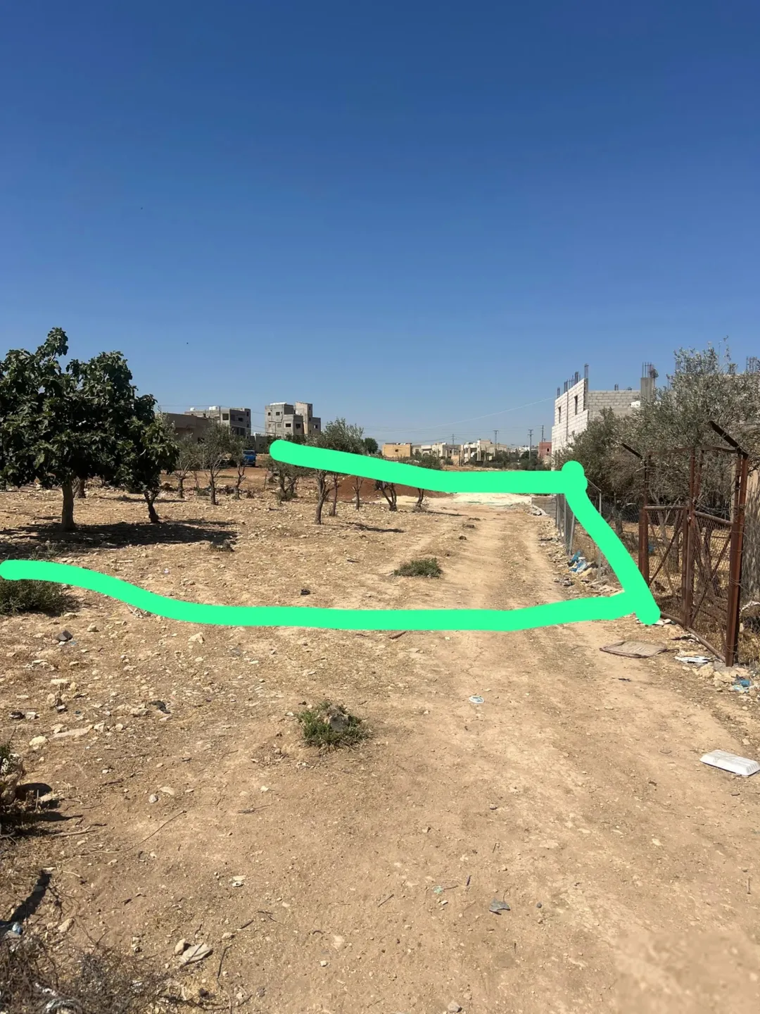 أرض سكنية مميزة للبيع في أبو نصير