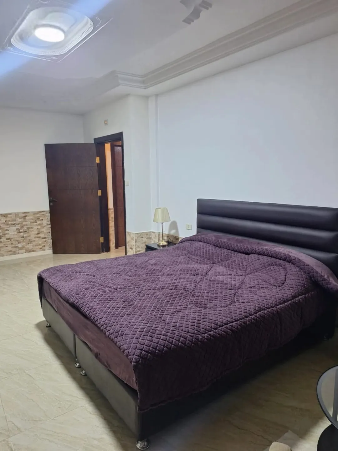 روف مفروش للإيجار بأجمل مناطق خلدا بجانب السيتي مول.