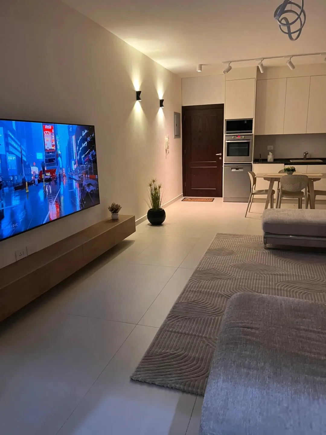 luxury apartment for rent in abdoun 2 bedrooms 2 bathrooms ground floor