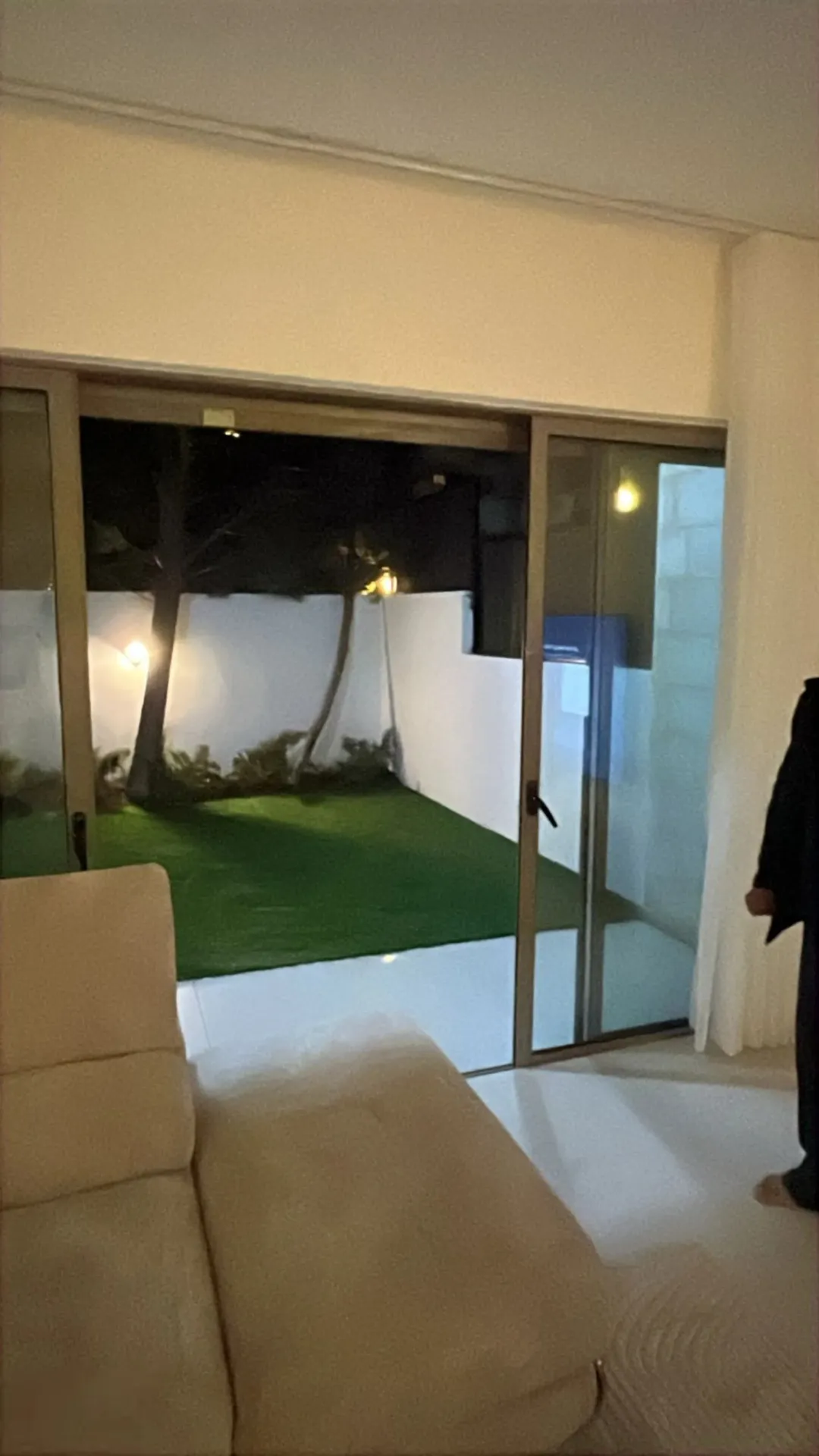 luxury apartment for rent in abdoun 2 bedrooms 2 bathrooms ground floor