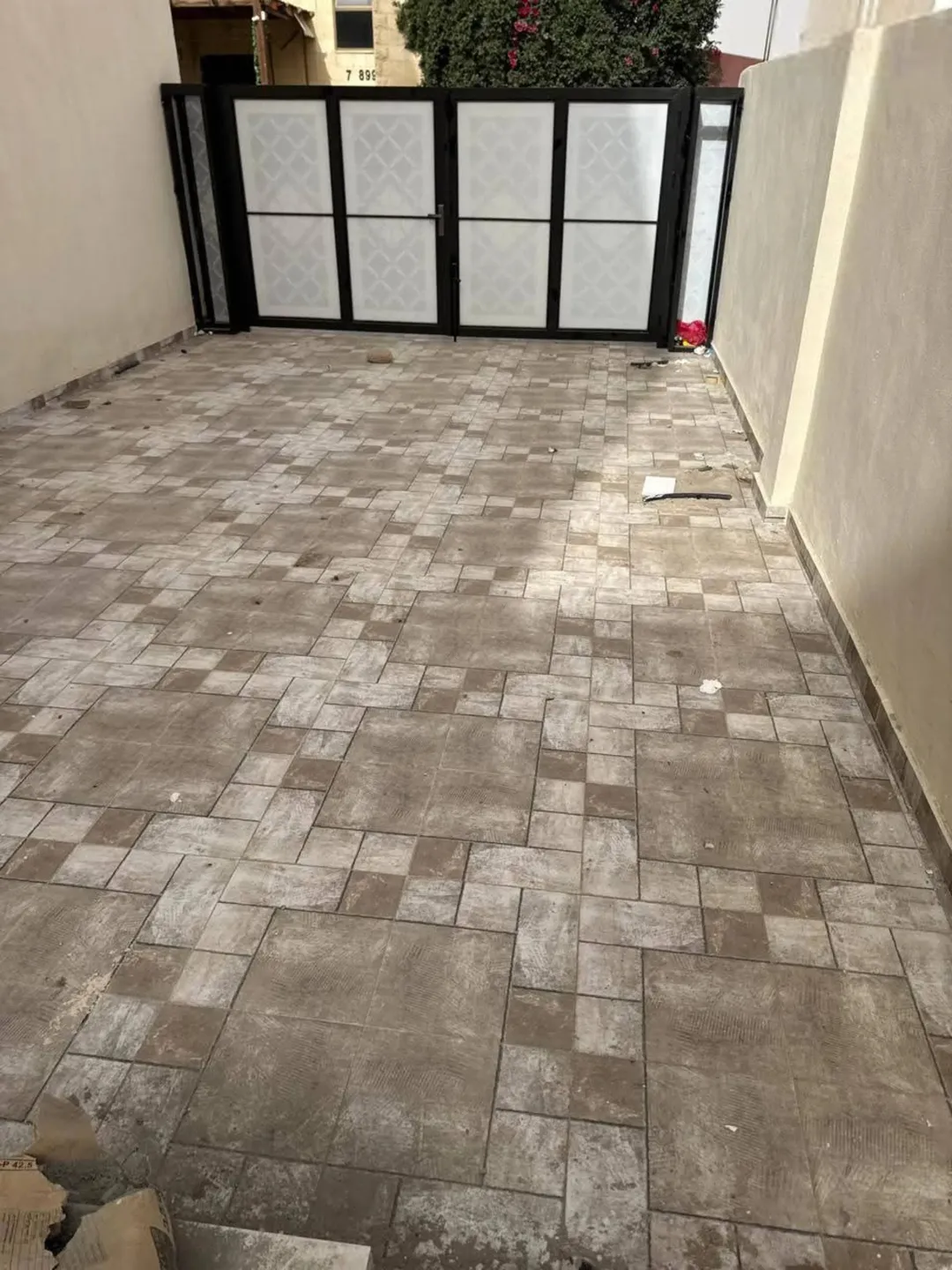 شقة فاخرة جديدة في العقبة 3 غرف نوم صالة معيشة سوبر ديلوكس