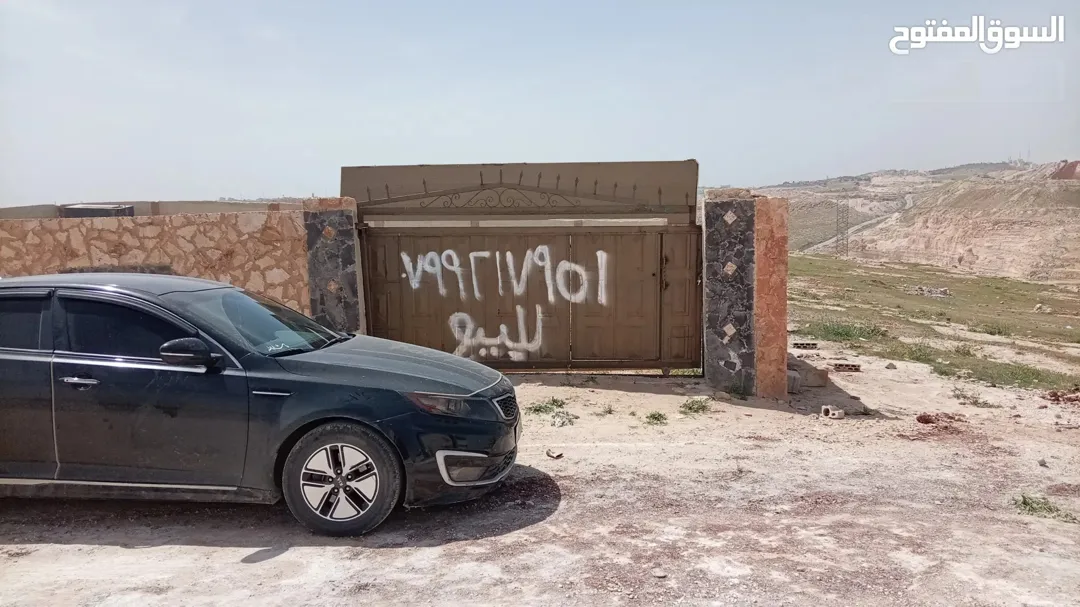 قطعة أرض مميزة في منطقة البيضة بالقرب من قصر الطيار