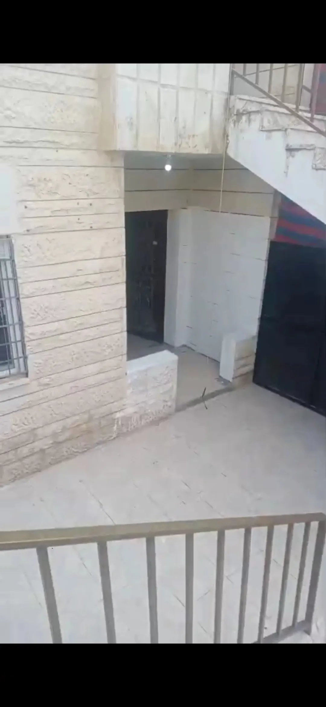 شقه سكنيه للبيع بسعر مميز دفعه واقساط 200 شهري