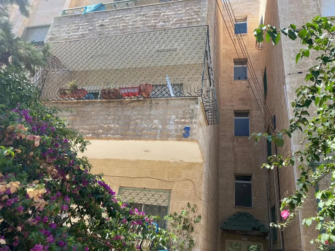 شقة للبيع بمنطقة عرجان – مساحة الشقة 155