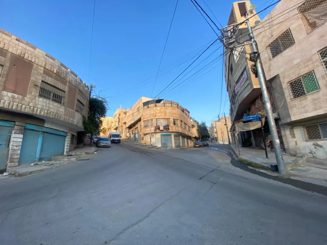 فرصة استثمارية مميزة عمارة تجارية سكنية معروضة للبيع