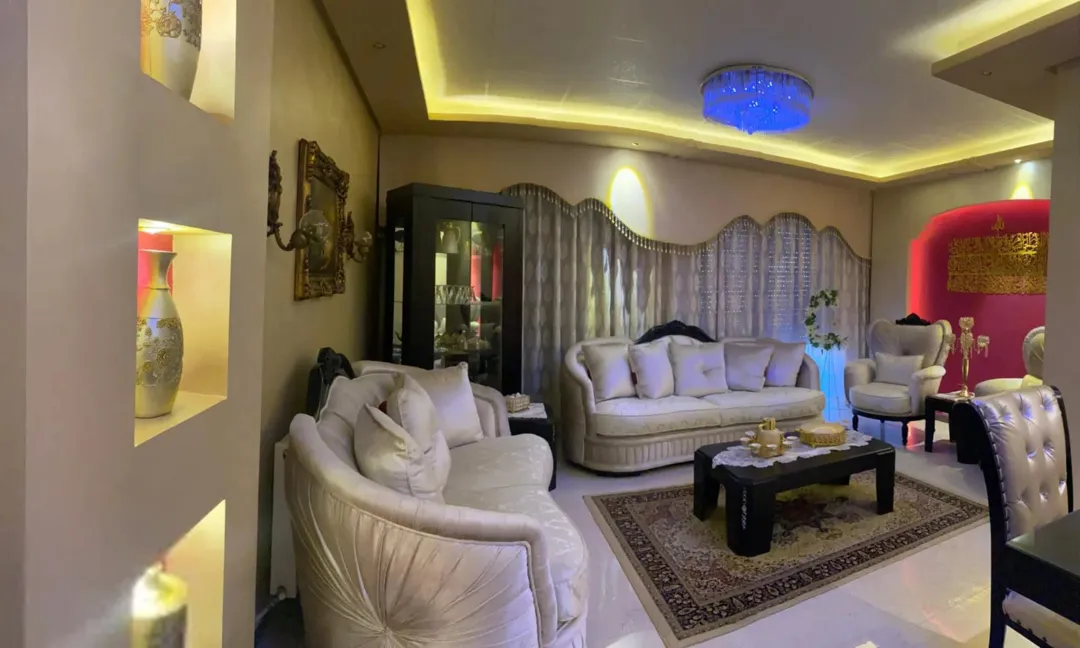 شقة مميزة للبيع في مرج الحمام