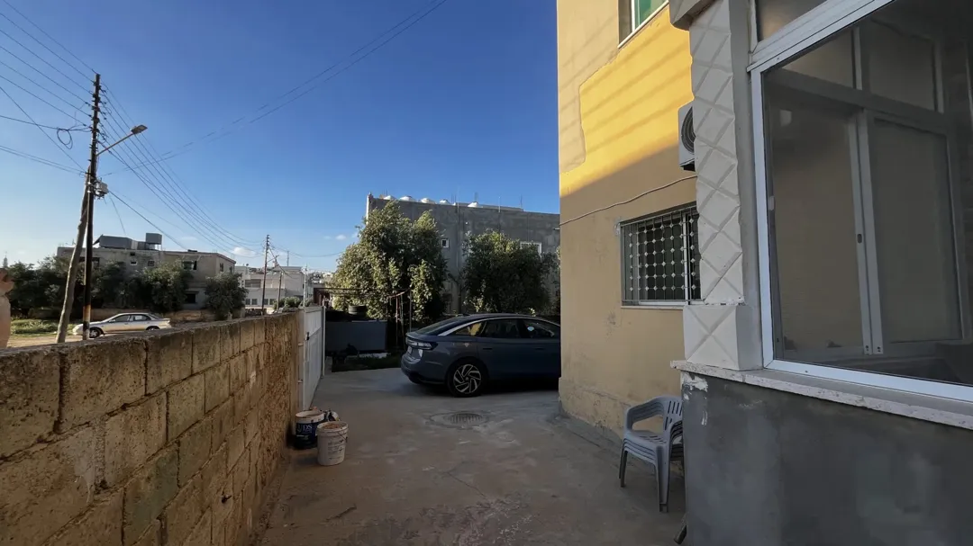 بيت مستقل طابقين بالكامل مع بستان واسع