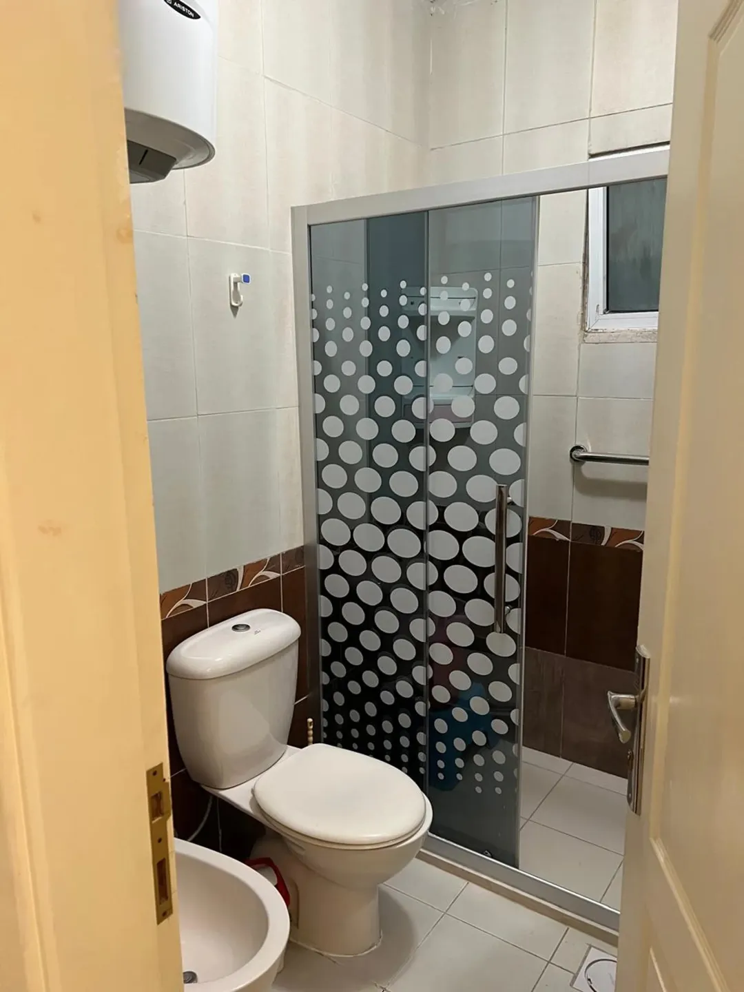 Luxury furnished apartment for rent in Um Al Summaq — صورة 3