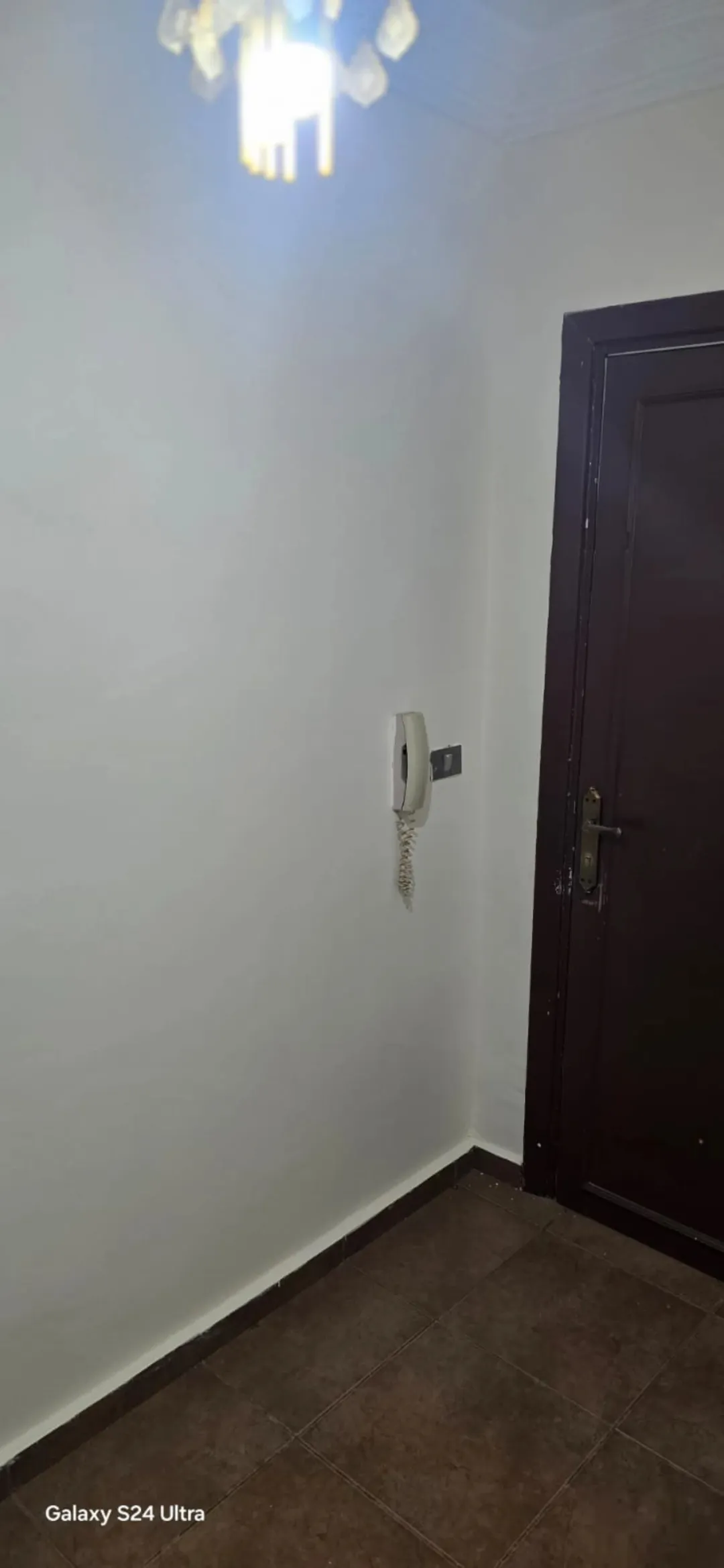شقة رائعة للبيع في منطقة جبل الزهور