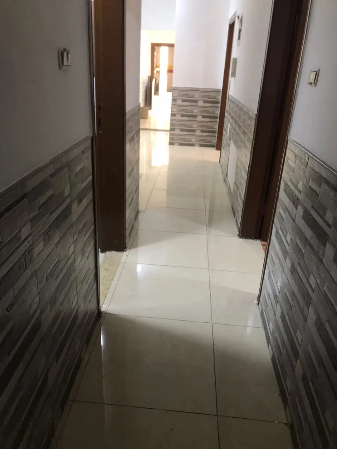 شقة للبيع قرب جامعة العلوم التطبيقية