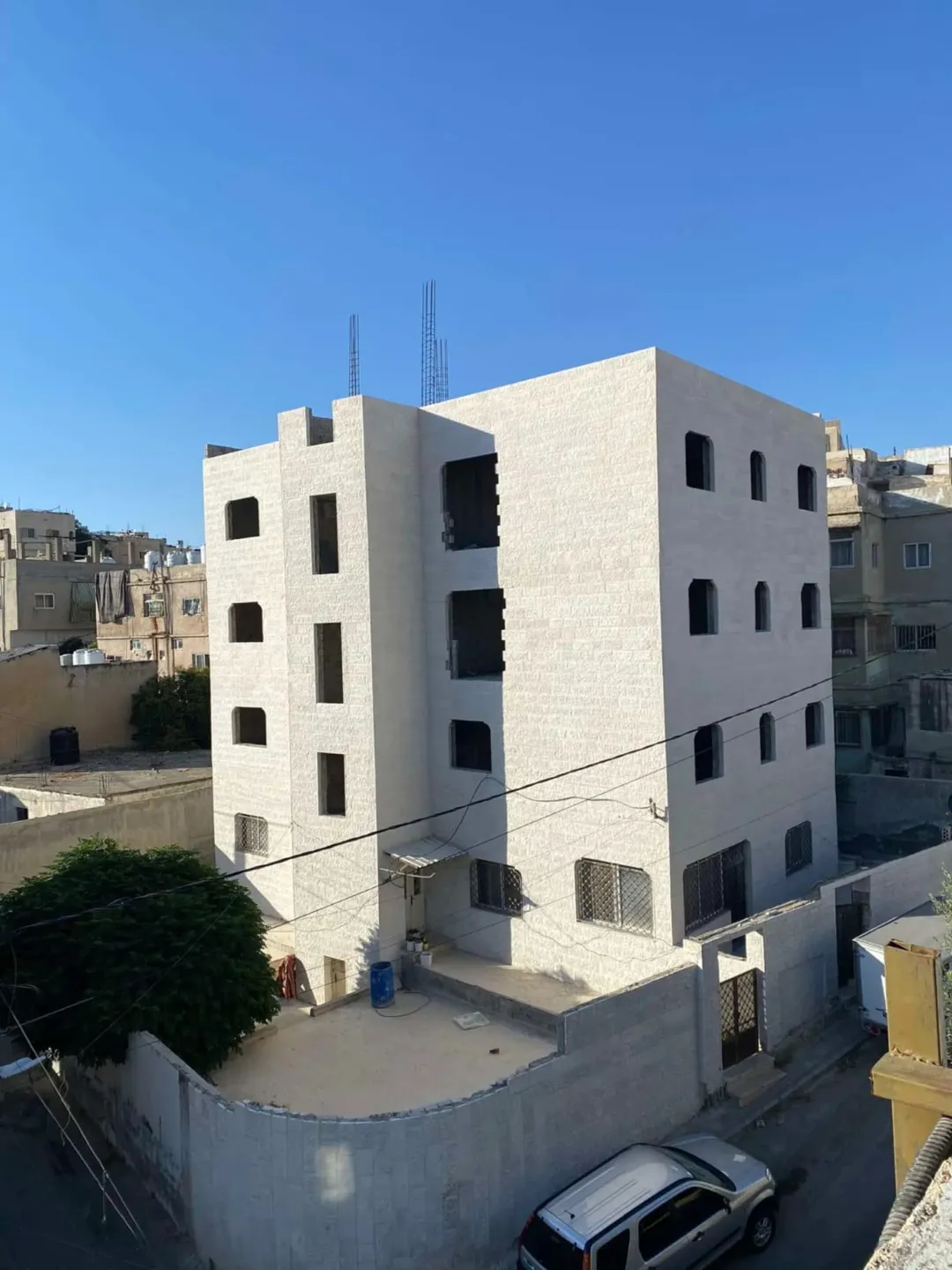 عمارة سكنية للبيع في صويلح