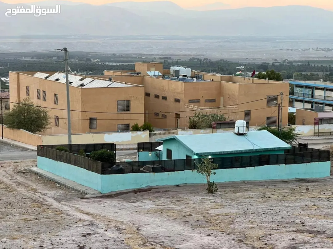 مزرعة ريفية بنظام كوخ للبيع في الأغوار – تلة الرمل