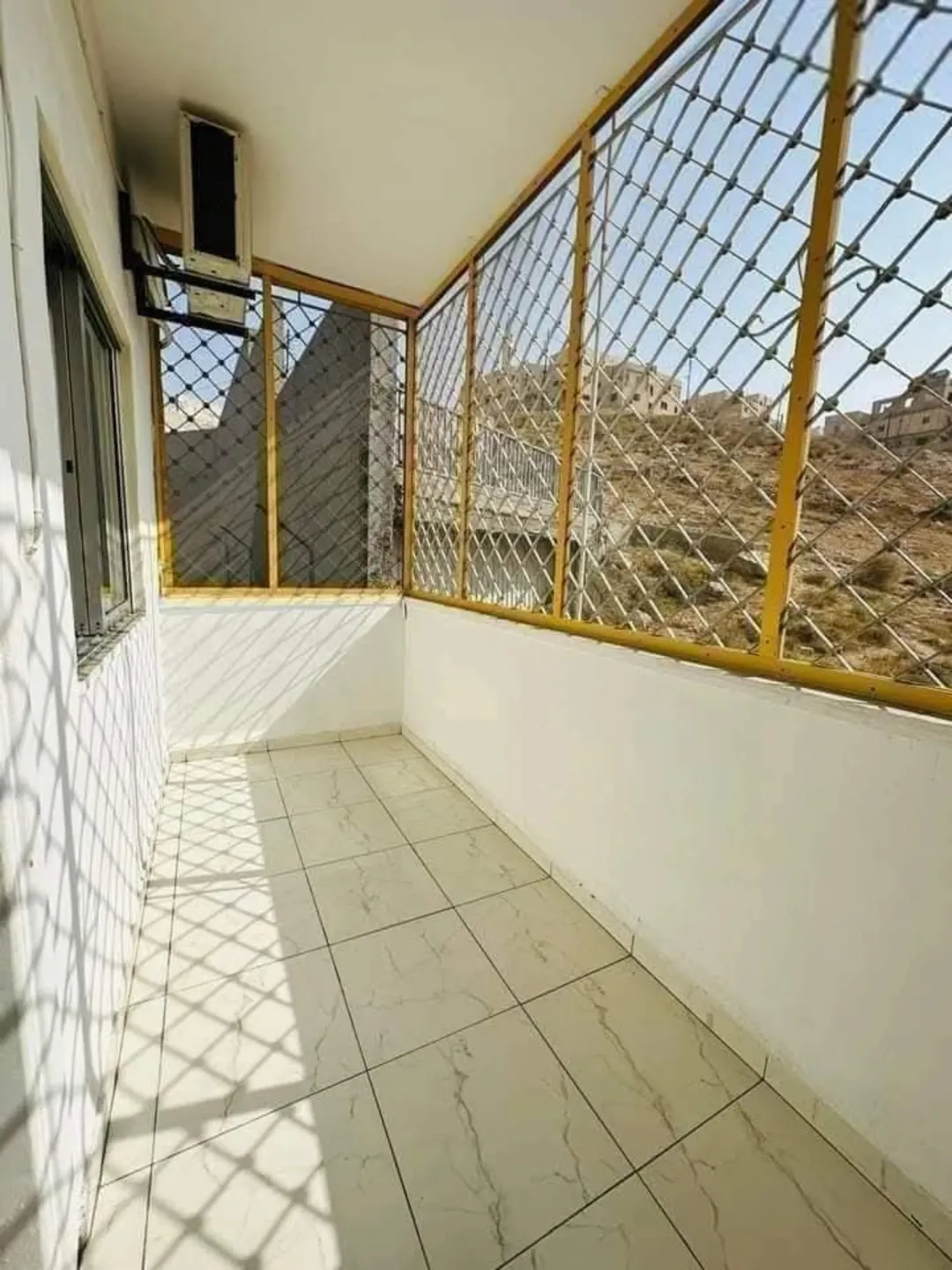 شقة للبيع في ماركا الشمالية حي الونانات