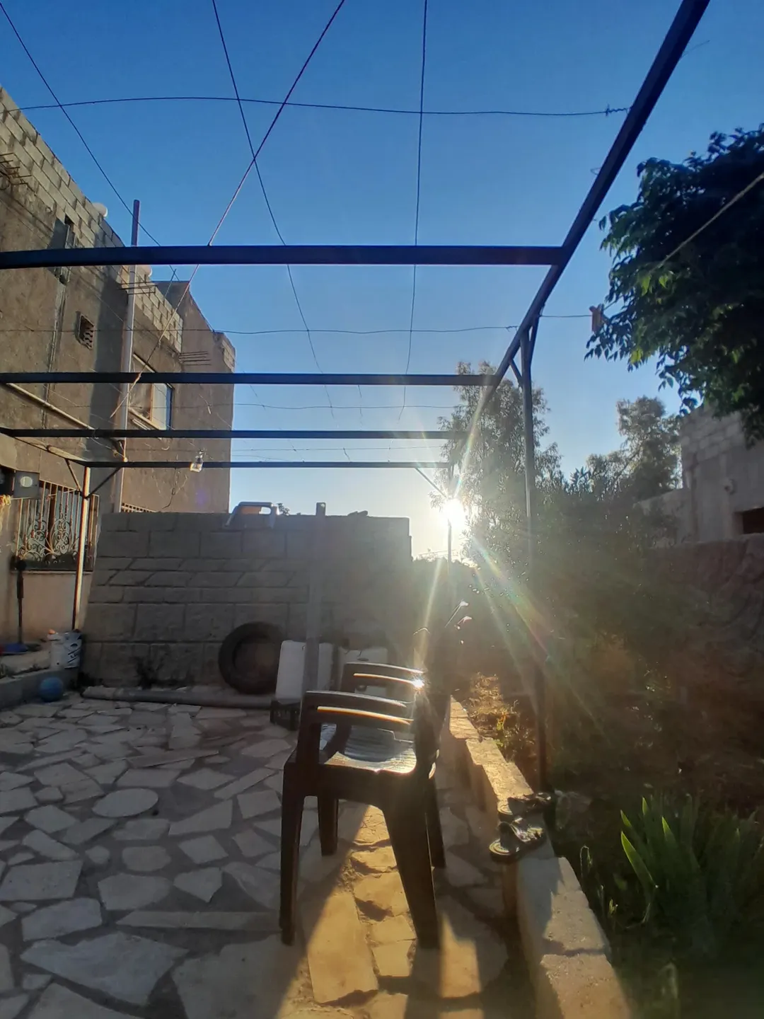 منزل طابقين للبيع في المفرق