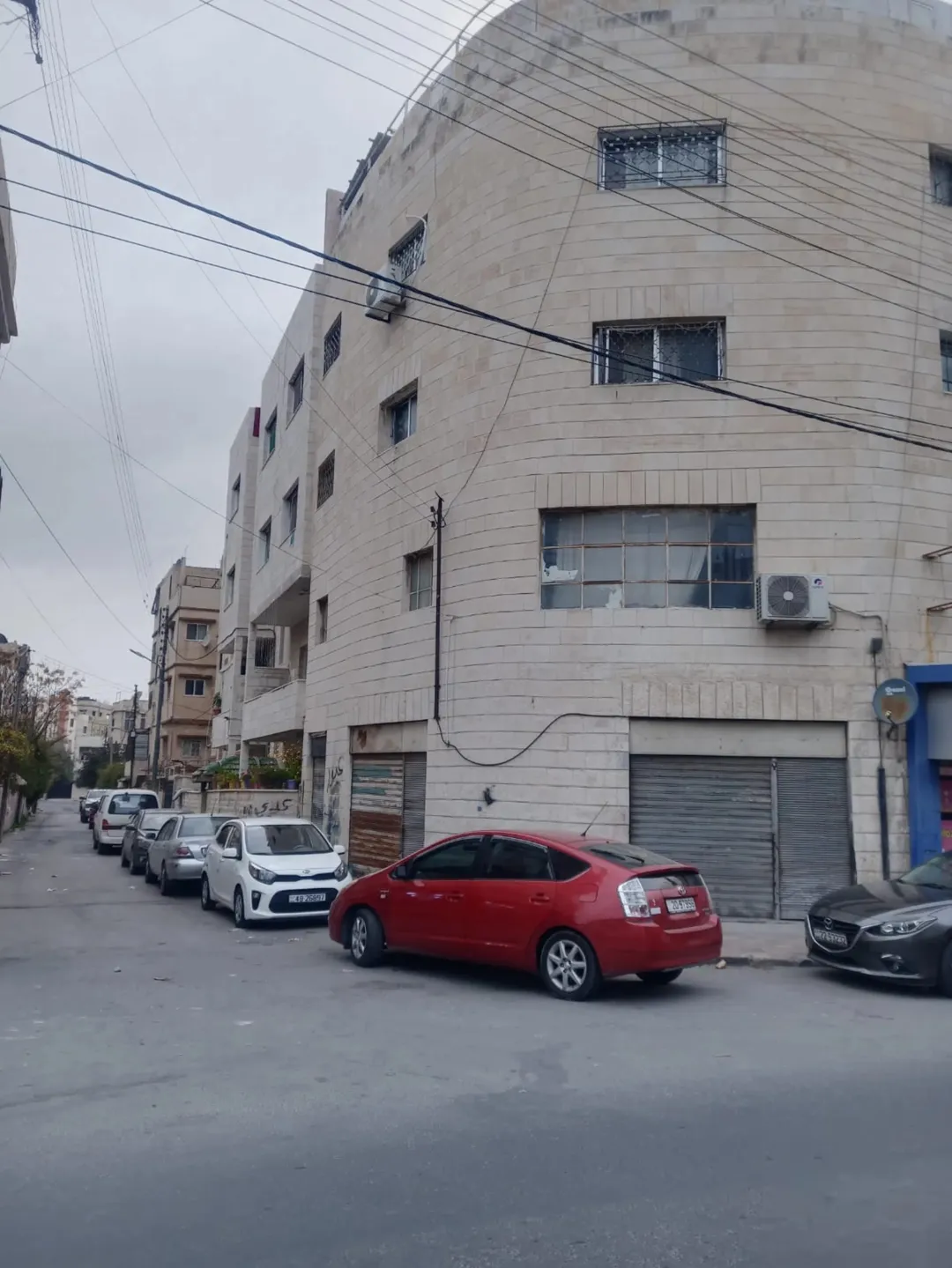 عمارة سكنية للبيع في جبل النصر – عمان