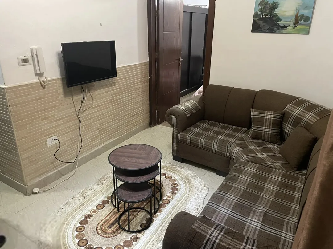 استديو عدد 2 مأجرين للبيع