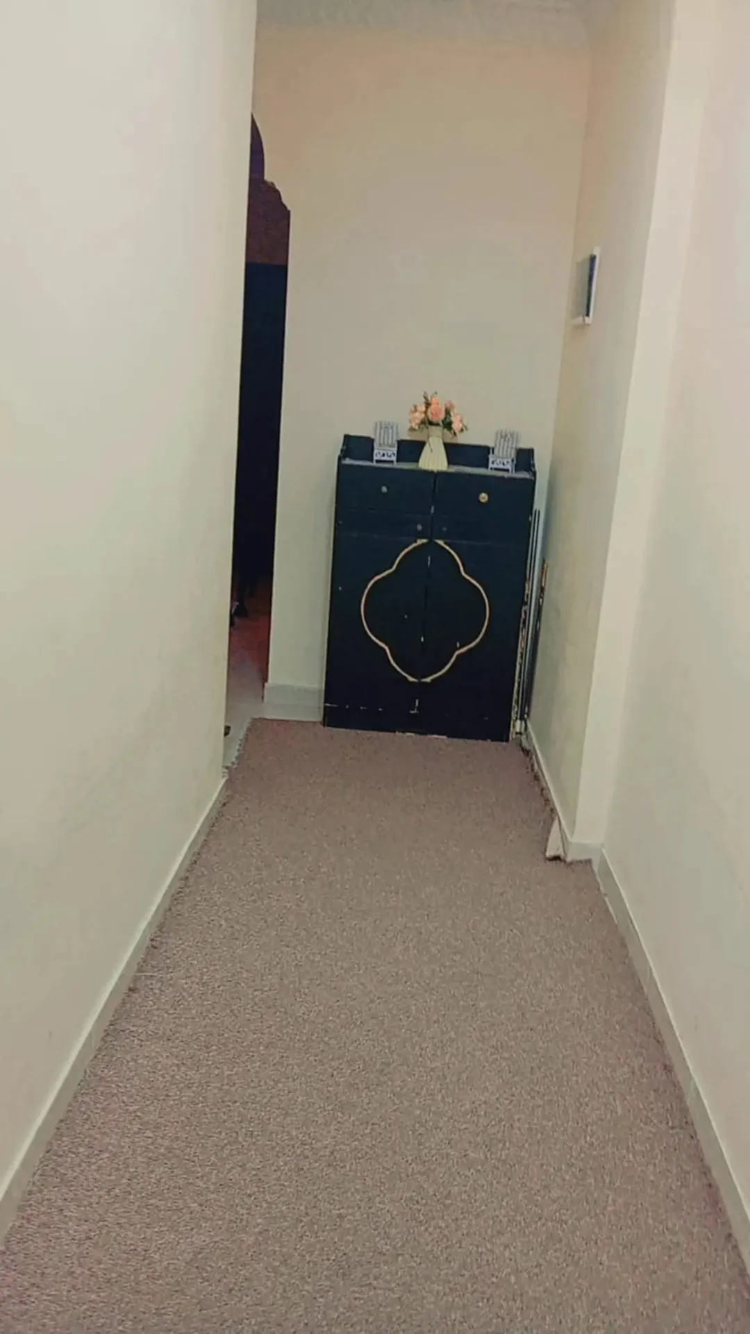 شقة طابق اول هندسي يمين التاسعه جمعيات رقم العماره 56