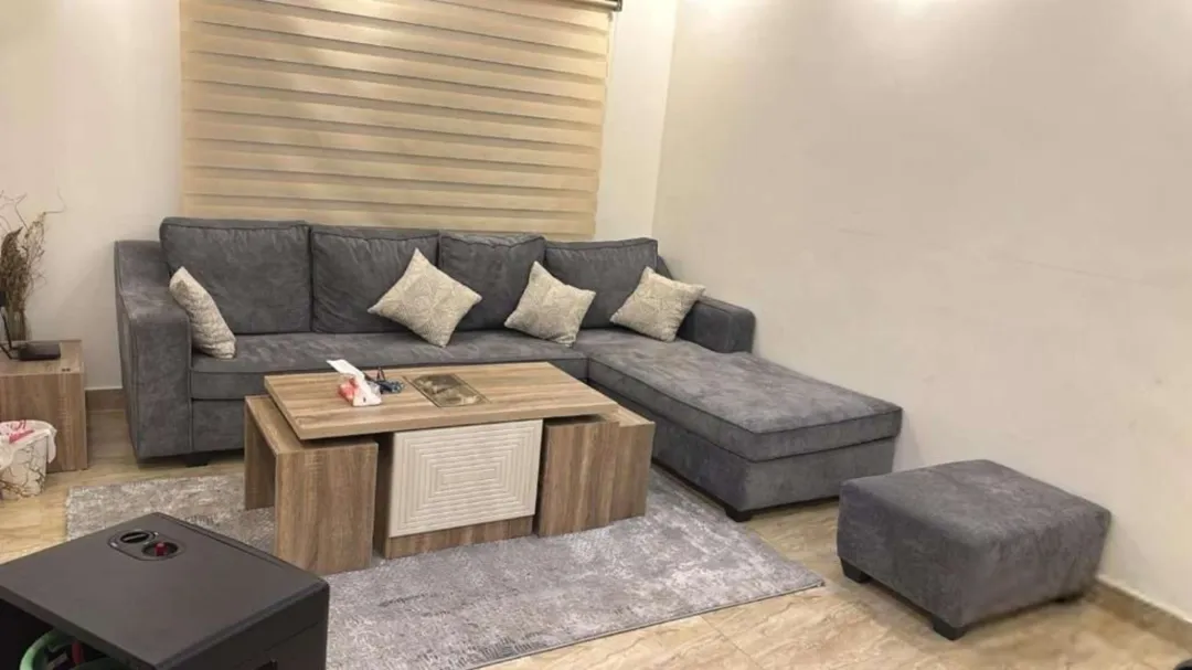 شقة مفروشة فاخرة في ضاحية الرشيد بالقرب من الجامعة والمستشفيات – عمان الاردن | ID 699755