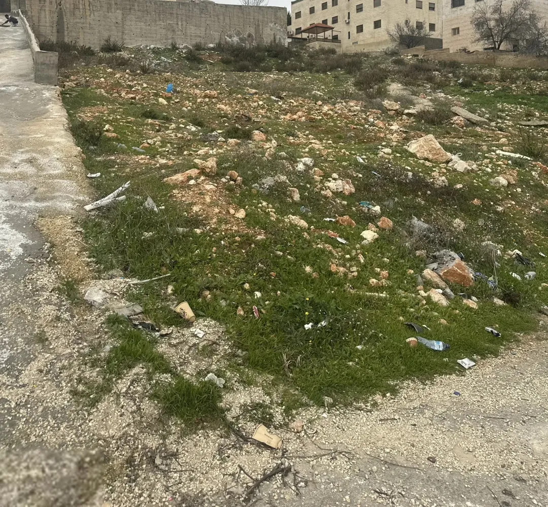 دونم في أرقى مناطق السلط مباشره