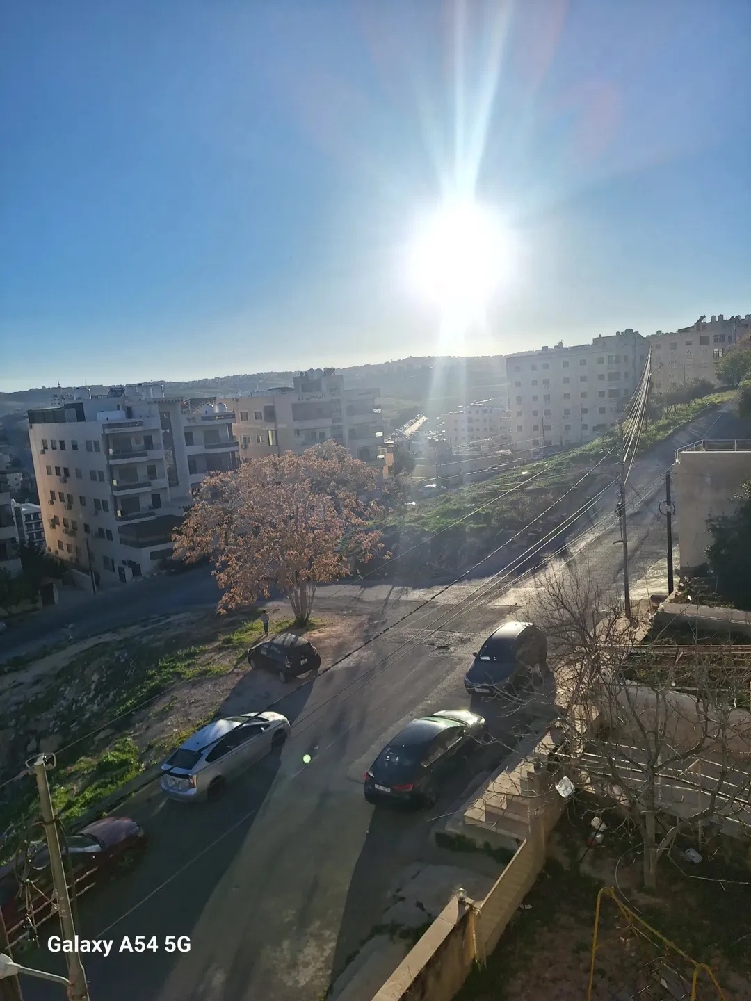 شقة للبيع في الكوم الغربي – عمان بجانب مسجد الحنان