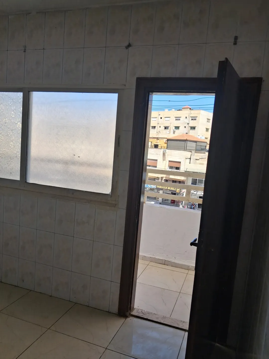 شقة للبيع في الزرقاء الجديدة كاش او اقساط