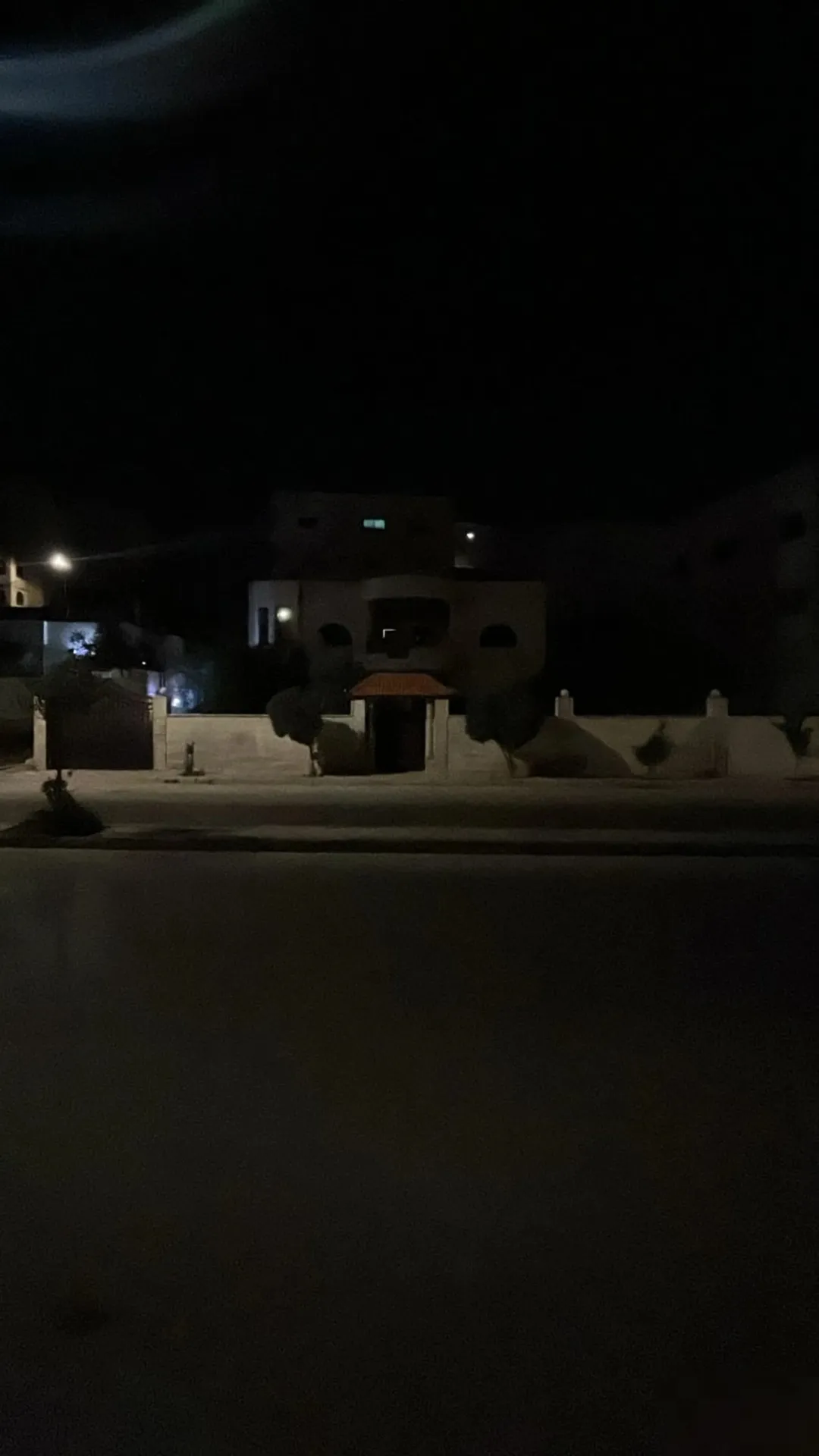 فيلا سكنية ذات تصنيف تجاري بموقع استراتيجي