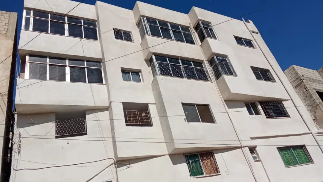 عمارة استثمارية للبيع في منطقة الربوة – عمان
