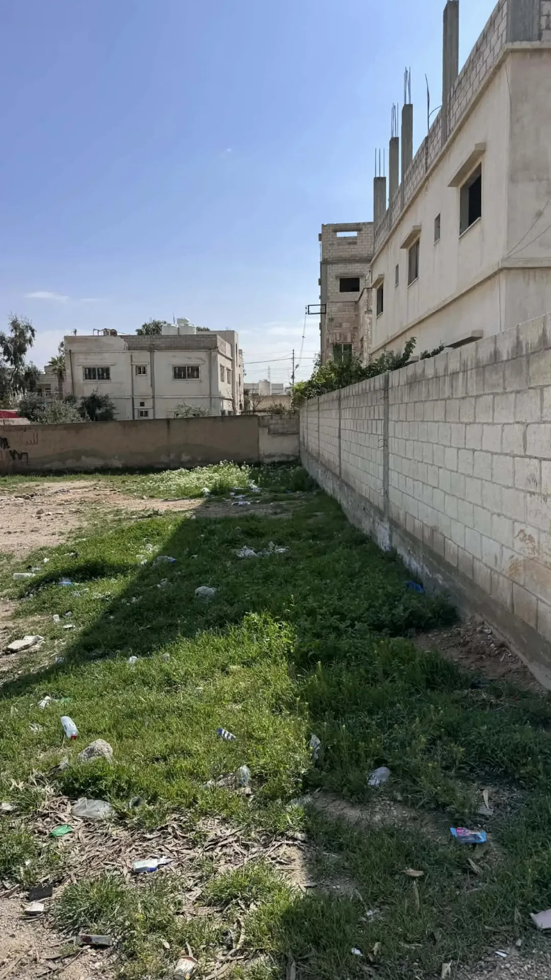بيع قطعة أرض في الزرقاء – السخنة
