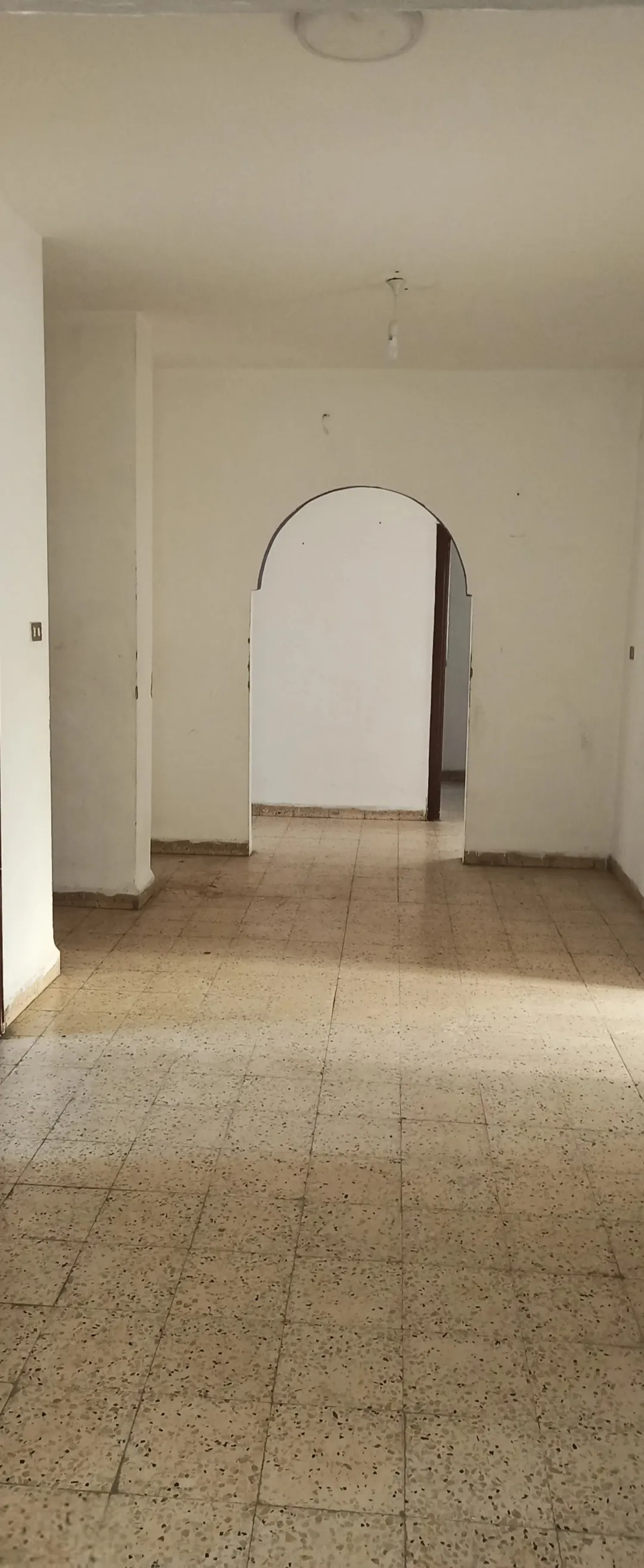 عمارة سكنية مميزة للبيع في ماركا الشمالية – فرصة مثالية للسكن أو الاستثمار