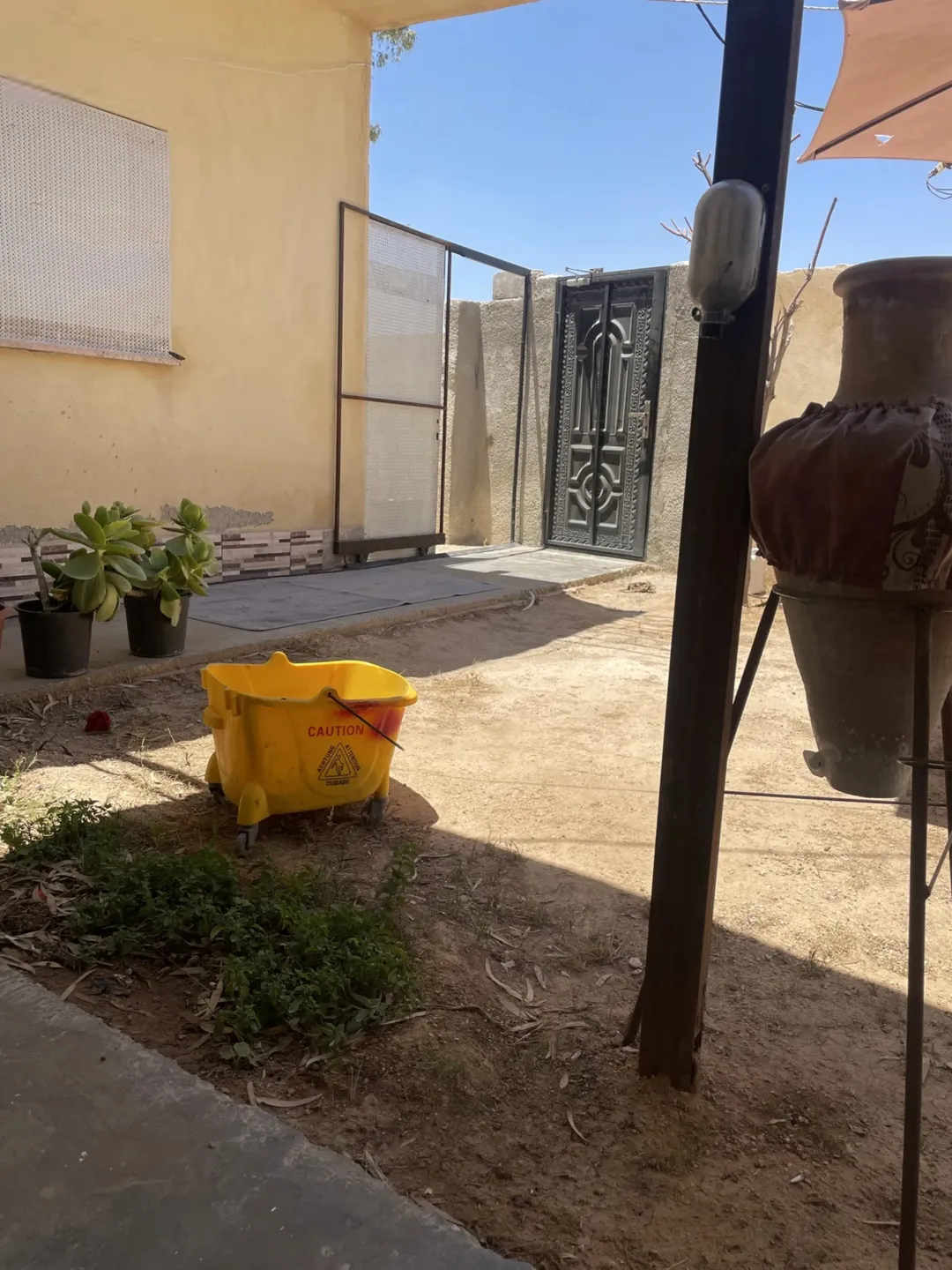 منزل مميز على أرض بمساحة نصف دونم