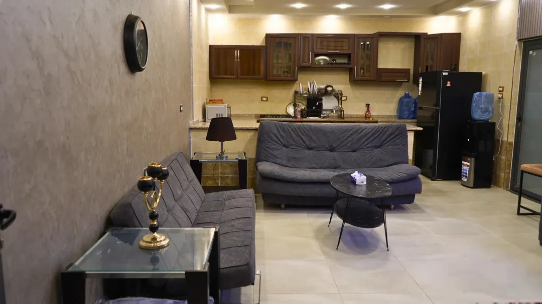 شاليه فاخر للبيع في البحر الميت الجواسره مسبح 5×11 طاقة شمسية