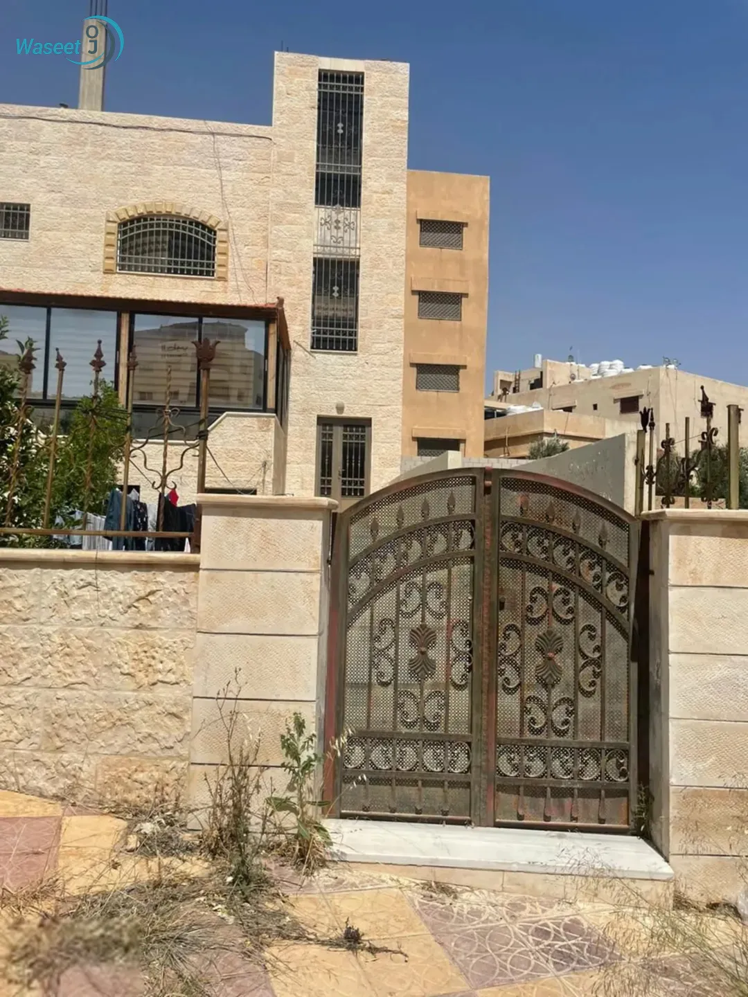 فيلا طابقين