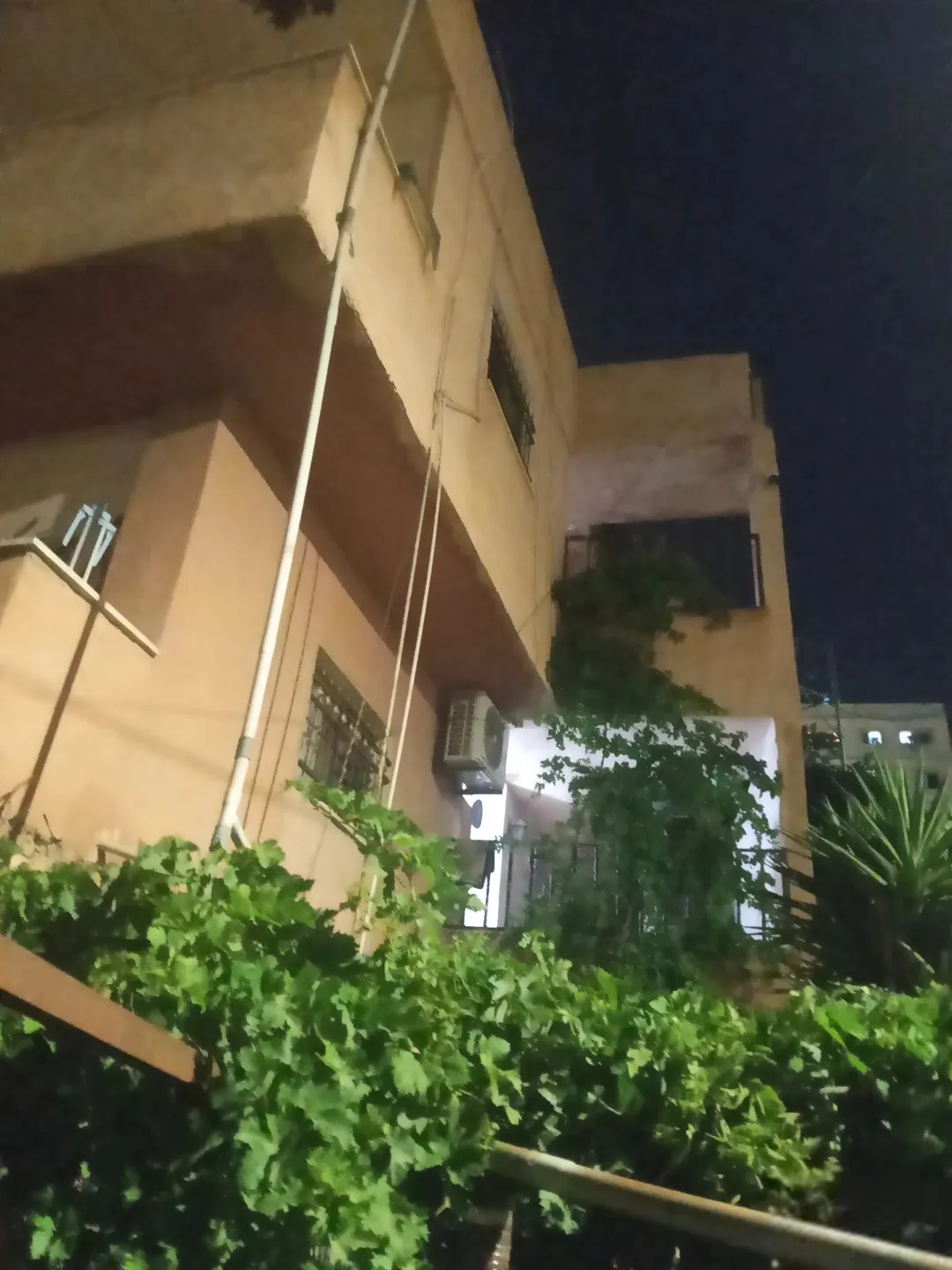 عمارة سكنية للبيع في جبل النصر – عمان
