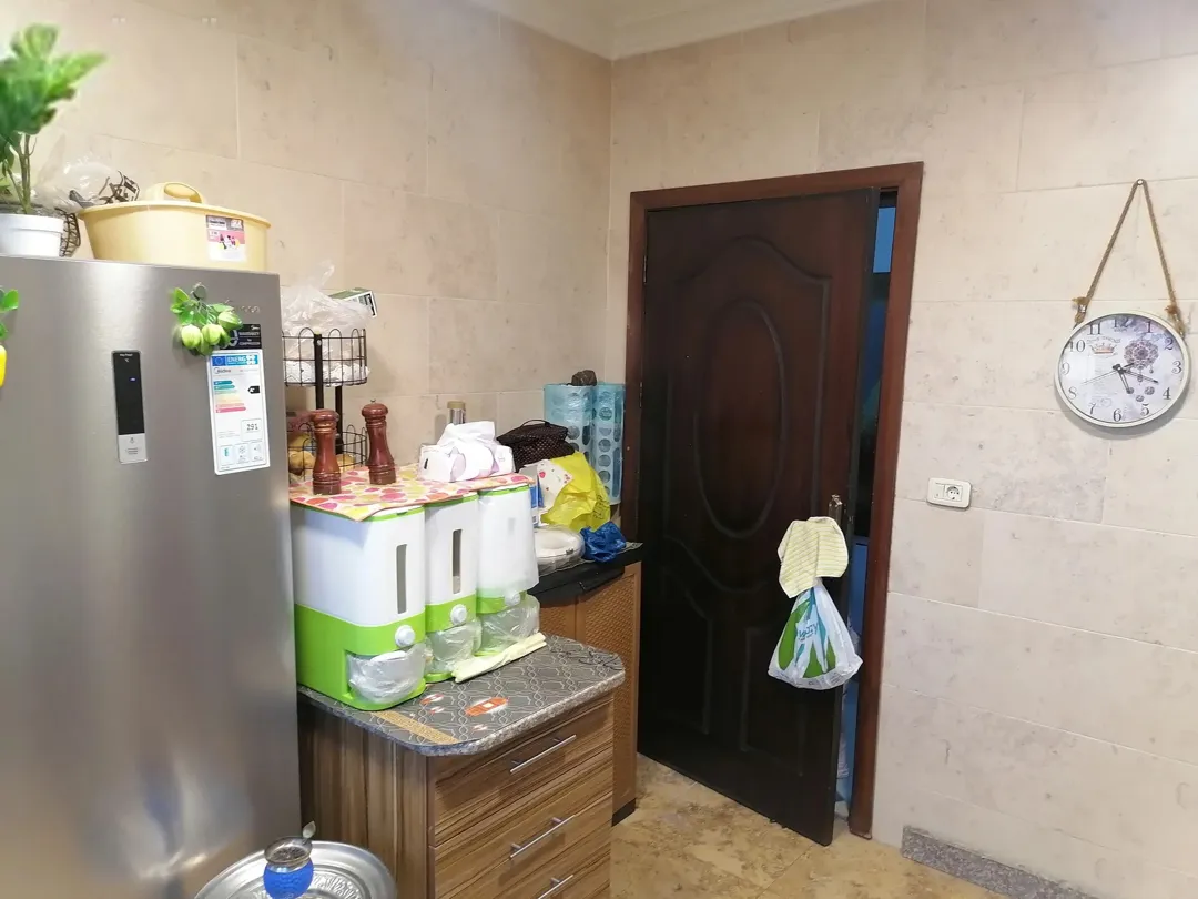 شقة للبيع 3 غرف نوم وإطلالة مميزة – التواصل مع المالك مباشرة