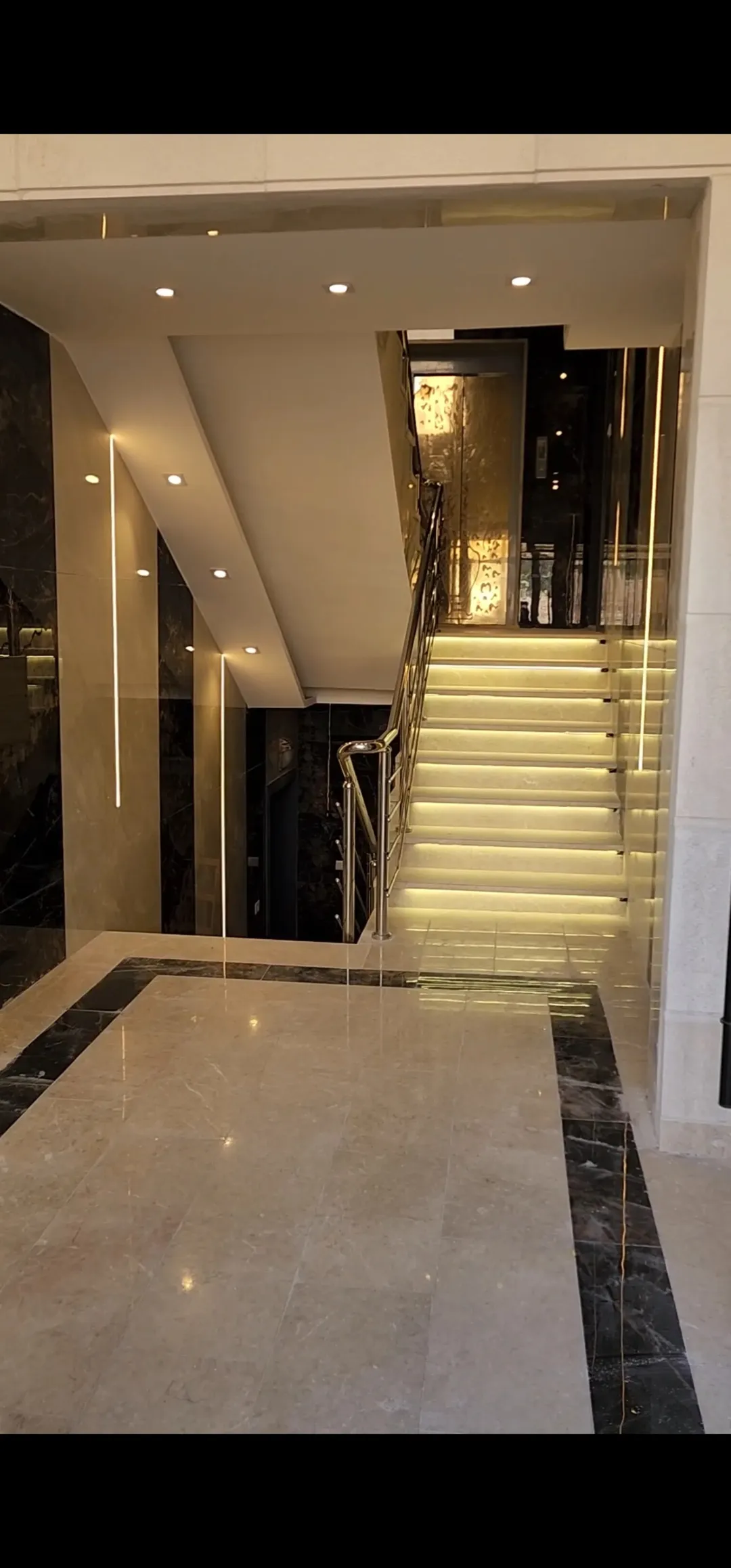 شقق سكنية فاخرة للبيع منازل العز للإسكان