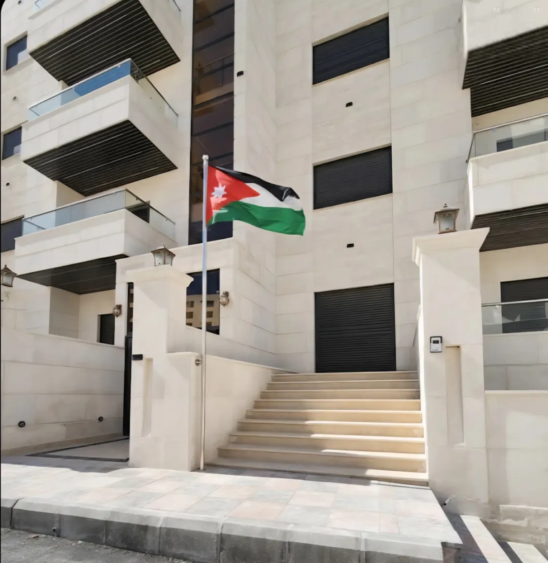 شقق سكنية فاخرة للبيع منازل العز للإسكان