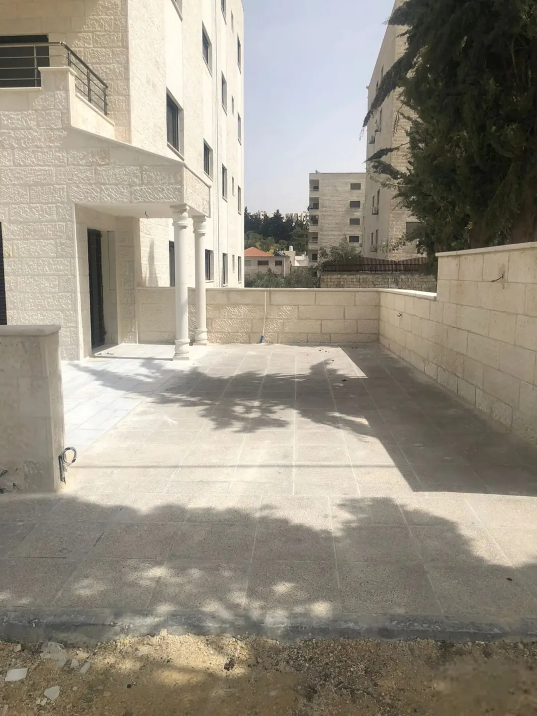 شقة ارضية جديدة