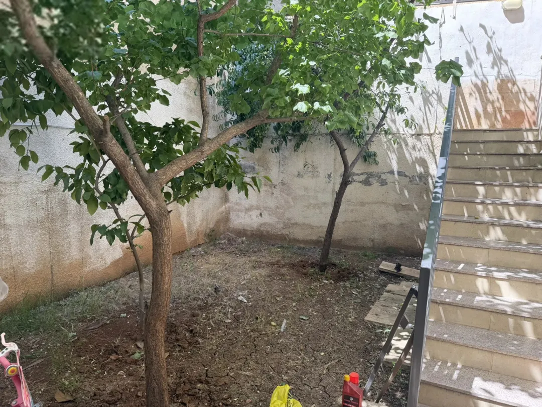 شقة سكنية مميزة للبيع في ضاحية الاستقلال