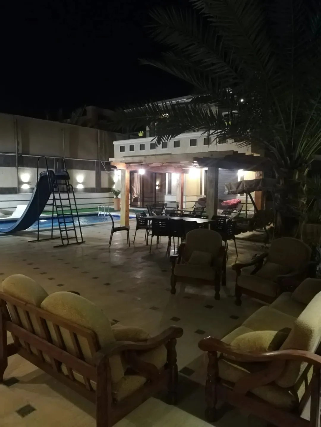 شاليه للبيع البحر الميت الجوفه منطقة الشاليهات