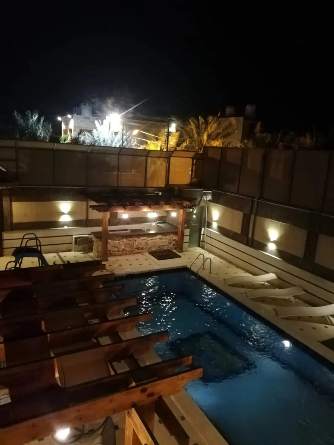 شاليه للبيع البحر الميت الجوفه منطقة الشاليهات