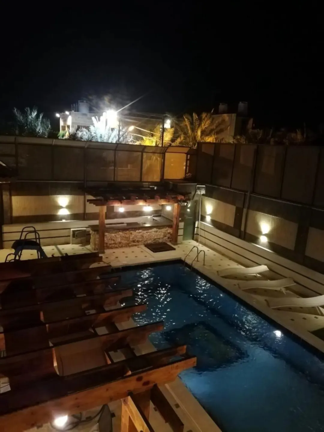 شاليه للبيع البحر الميت الجوفه منطقة الشاليهات