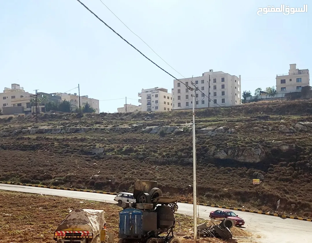 قطعة أرض مميزة للبيع في عمان ناعور وادي الكبرا خلف محطة السلام طريق البحر الميت