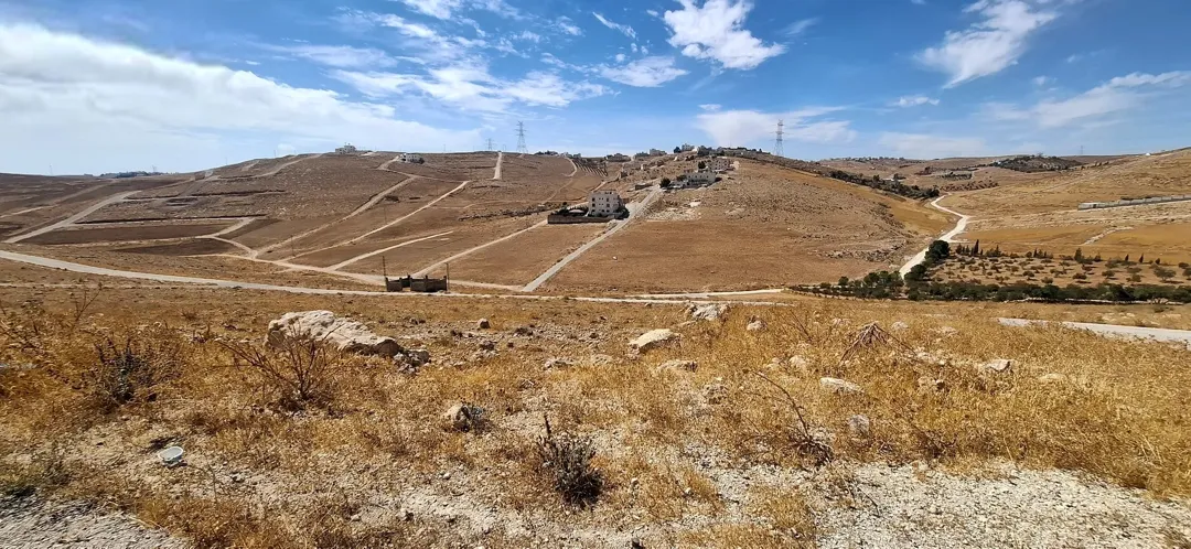 ارض للبيع قرب شفا بدران
