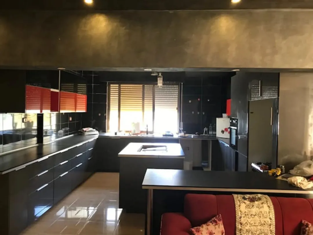 بيت مستقل طابقين للبيع في ابونصير حارة 1